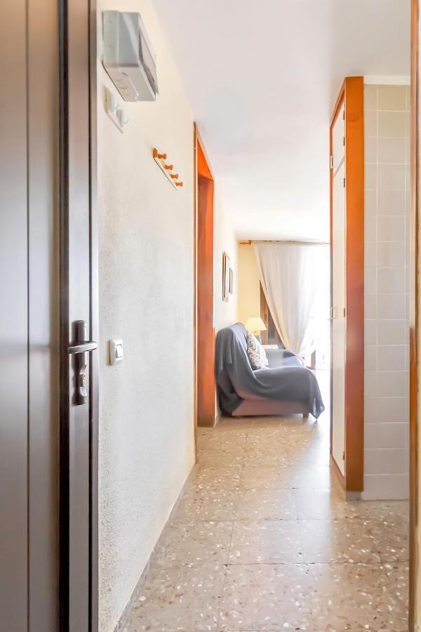 Apartment Near Playa De Las Americas With Wifi And Pool, Tenerife Sur Bagian luar foto
