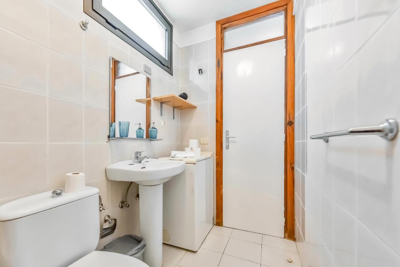 Apartment Near Playa De Las Americas With Wifi And Pool, Tenerife Sur Bagian luar foto