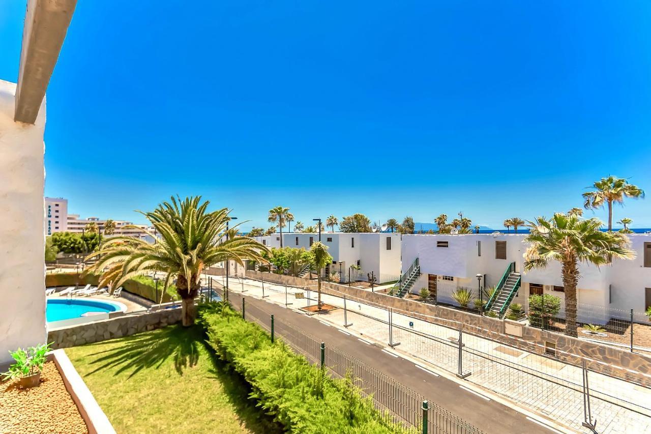 Apartment Near Playa De Las Americas With Wifi And Pool, Tenerife Sur Bagian luar foto